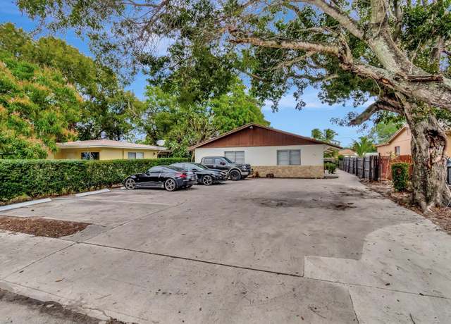 Property at 910 S L 1 St Unit 1 -2 -3, Lake Worth, FL 33460, 5 beds, 4 baths