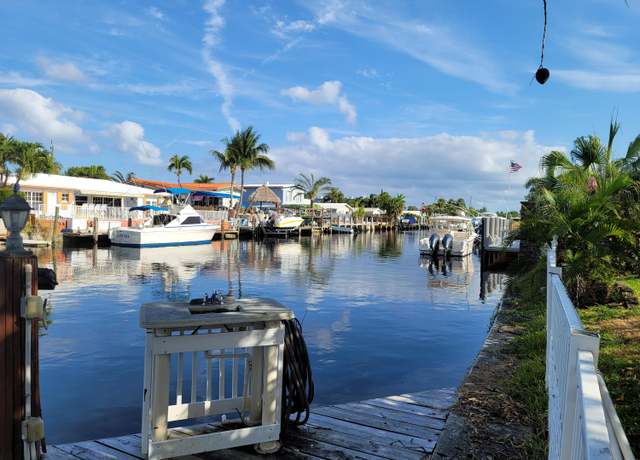 Property at 370 SE 14th Ave Ave, Pompano Beach, FL 33060, 4 beds, 4 baths