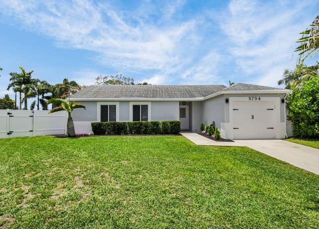 Property at 9794 Ridgecreek Rd, Boca Raton, FL 33496, 3 beds, 2 baths
