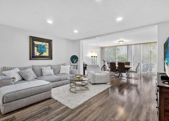 Property at 4375 Trevi Ct, Lake Worth, FL 33467, 2 beds, 1.5 baths