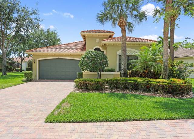 Property at 9745 Isles Cay Dr, Delray Beach, FL 33446, 3 beds, 2 baths