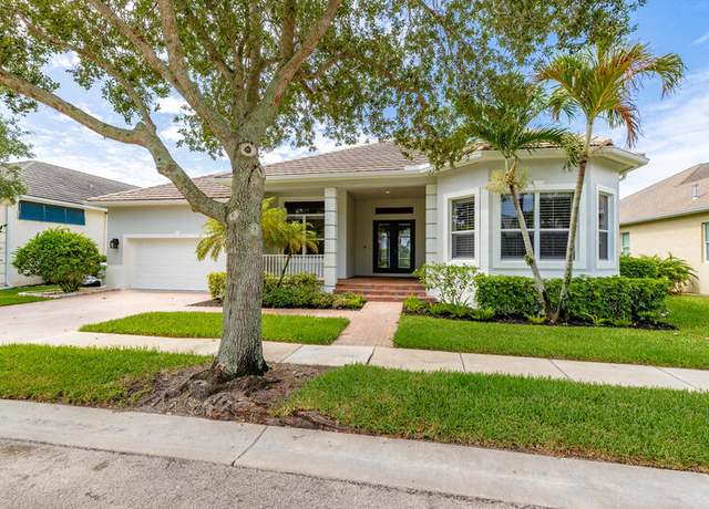 Property at 7627 S Village Sq, Vero Beach, FL 32966, 4 beds, 2.5 baths