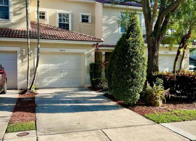 Property at 9082 Tremezzo Ln, Boynton Beach, FL 33472, 2 beds, 2.5 baths