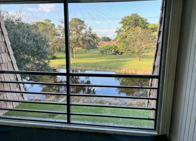 Property at 4149 Oak Dr, Greenacres, FL 33463, 2 beds, 2 baths
