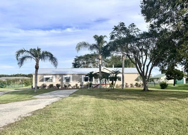 Property at 4096 SW 9th Way, Okeechobee, FL 34974, 4 beds, 2 baths