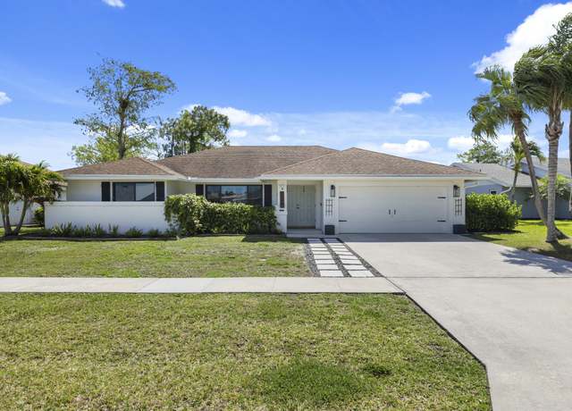 Property at 822 Azure Ave, Wellington, FL 33414, 3 beds, 2 baths