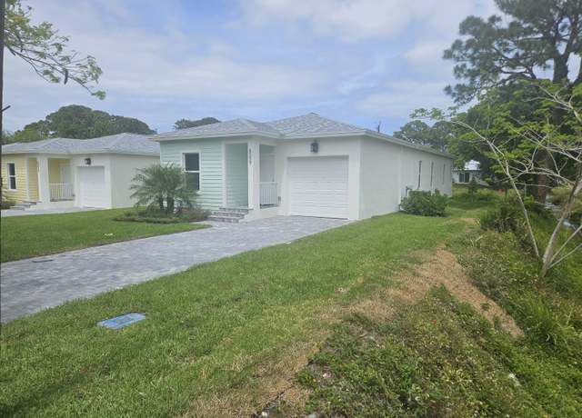 Property at 5227 SE Isabelita Ave, Stuart, FL 34997, 3 beds, 2 baths