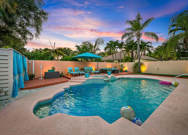 Property at 210 S Hampton Dr, Jupiter, FL 33458, 3 beds, 2 baths