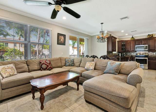 Property at 4627 Mediterranean Cir, Palm Beach Gardens, FL 33418, 3 beds, 2.5 baths