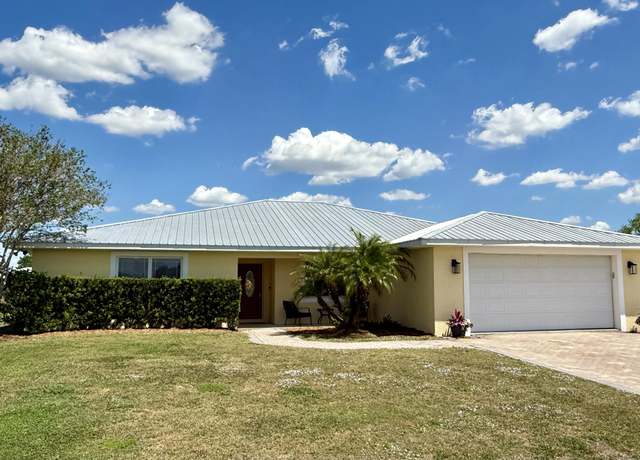 Property at 472 SW 86th Ter, Okeechobee, FL 34974, 4 beds, 2 baths