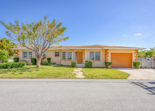 Property at 1331 N K St, Lake Worth Beach, FL 33460, 3 beds, 3 baths