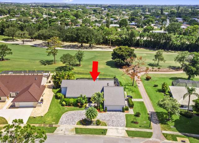 Property at 10718 Boca Woods Ln, Boca Raton, FL 33428, 3 beds, 2.5 baths