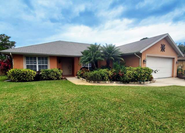 Property at 2348 SW Pamona St, Port Saint Lucie, FL 34953, 3 beds, 2 baths