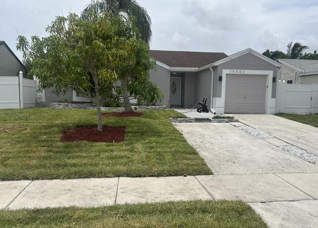 Property at 19002 Cloud Lake Cir, Boca Raton, FL 33496, 3 beds, 2 baths
