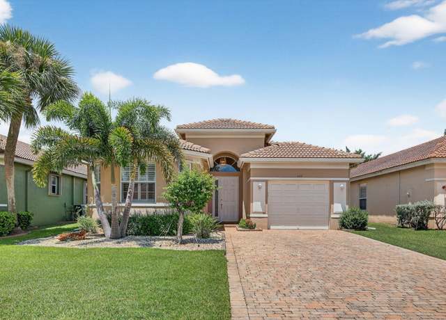 Property at 660 NW Stanford Ln, Port Saint Lucie, FL 34983, 3 beds, 2 baths