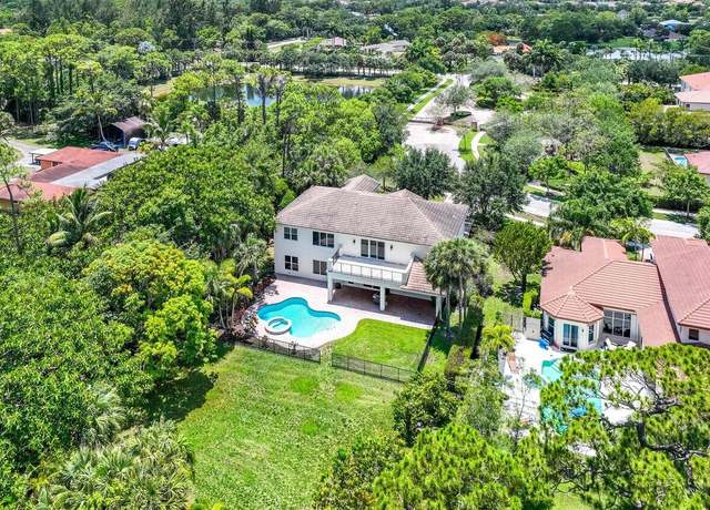 Property at 644 Forest Bent Blvd, West Palm Beach, FL 33411, 6 beds, 6 baths