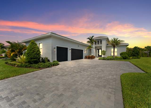 Property at 5401 Saint Vincent Ln, Westlake, FL 33470, 3 beds, 2.5 baths