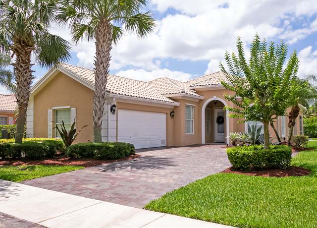 Property at 10581 SW Stratton Dr, Port Saint Lucie, FL 34987, 3 beds, 2.5 baths