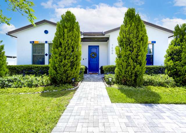 Property at 7606 S Olive Ave, West Palm Beach, FL 33405, 3 beds, 2 baths