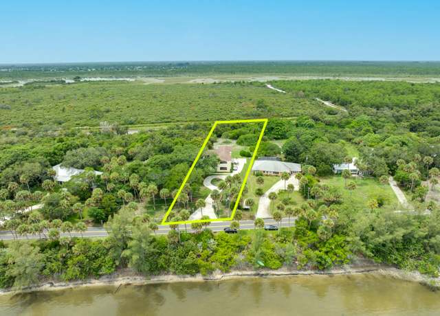 Property at 8945 S Indian River Dr, Fort Pierce, FL 34982, 3 beds, 3 baths