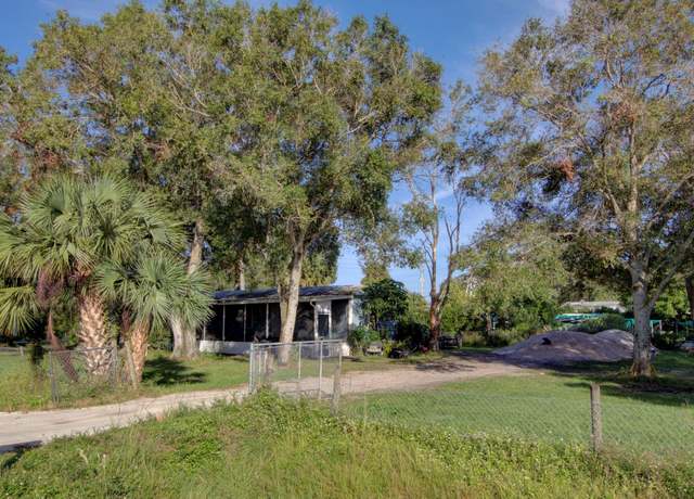 Property at 6055 NE 9th Way, Okeechobee, FL 34974, 2 beds, 2 baths