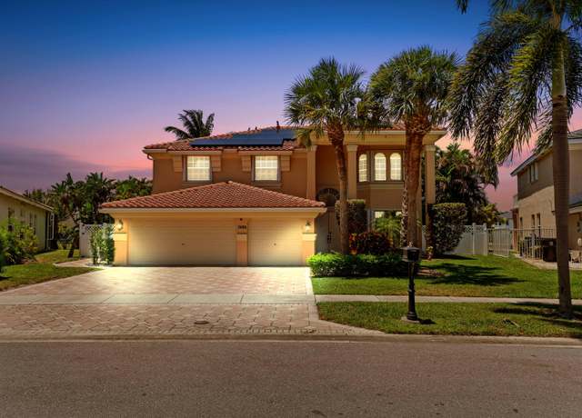 Property at 7486 Greenville Cir, Lake Worth, FL 33467, 5 beds, 4 baths