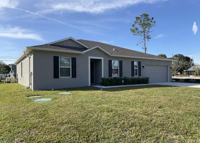 Property at 9155 100th Ct, Vero Beach, FL 32967, 4 beds, 2 baths