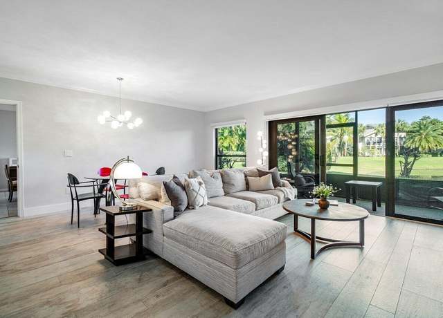 Property at 11863 Wimbledon Cir #444, Wellington, FL 33414, 2 beds, 2 baths