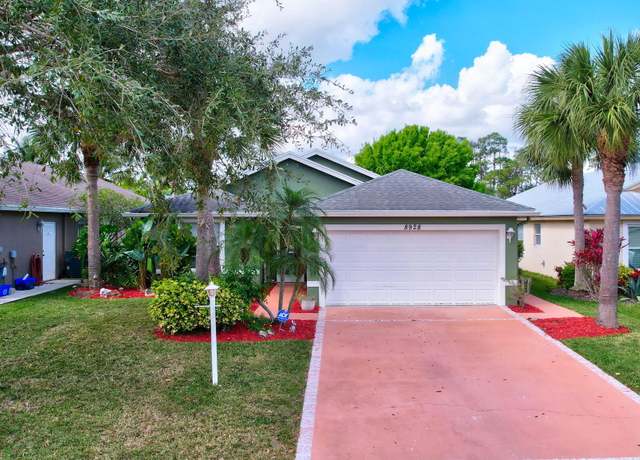 Property at 8928 SW Bonneville Dr, Stuart, FL 34997, 4 beds, 2 baths