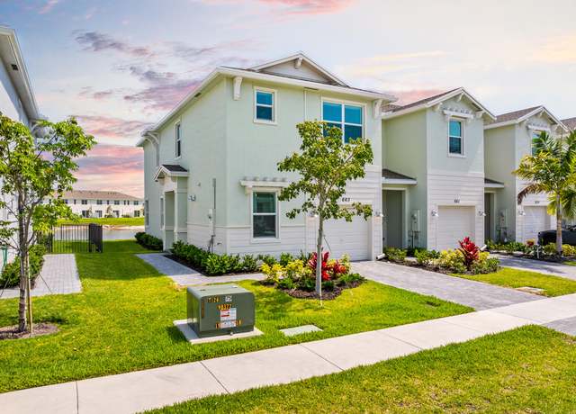 Property at 663 SE Lake Falls St, Port Saint Lucie, FL 34984, 3 beds, 2.5 baths