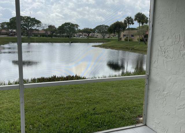 Property at 105 Lake Helen Dr, West Palm Beach, FL 33411, 2 beds, 2 baths