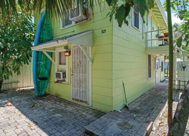 Property at 305 S K St, Lake Worth, FL 33460, 2 beds, 2 baths