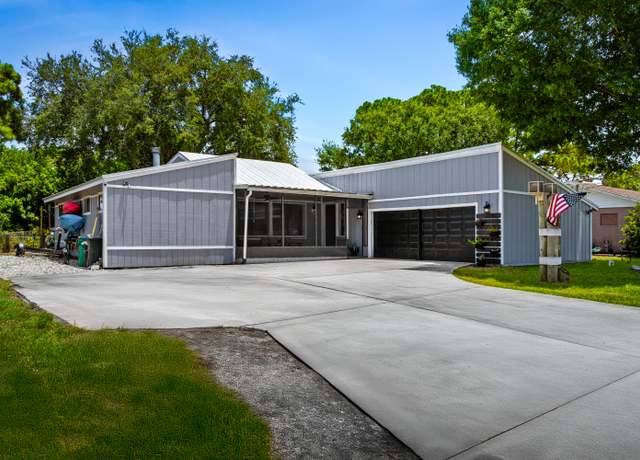 Property at 5900 Raintree Trl, Fort Pierce, FL 34982, 3 beds, 2 baths