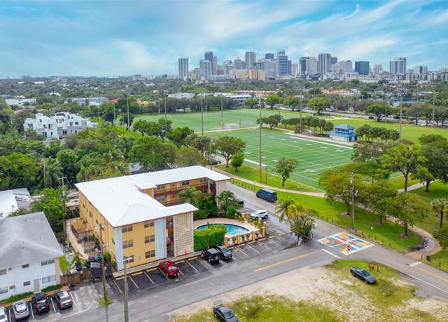 Property at 744 NE 14th Ave #2, Fort Lauderdale, FL 33304, 1 bed, 1 bath