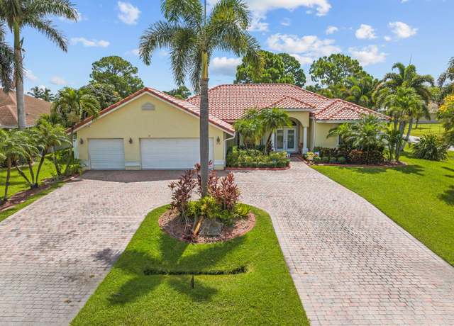 Property at 3351 SW Savona Blvd, Port Saint Lucie, FL 34953, 3 beds, 3 baths