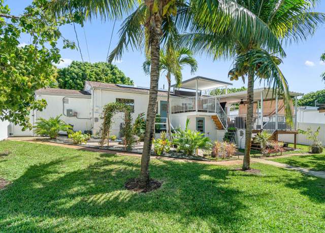 Property at 5511 Columbus Rd, West Palm Beach, FL 33405, 3 beds, 2 baths