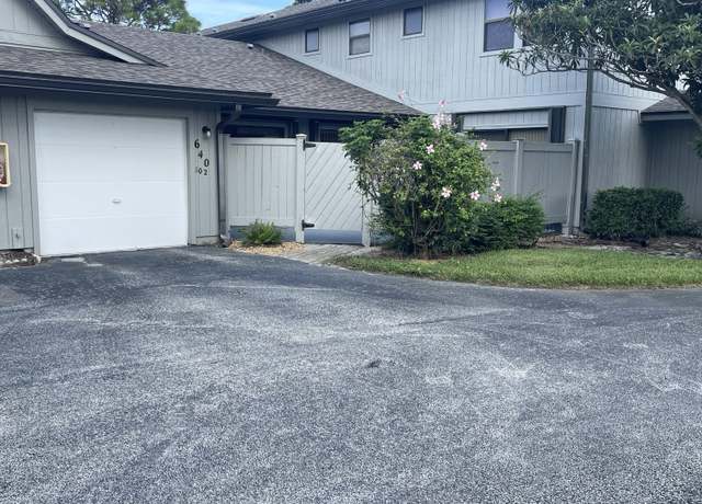 Property at 640 N Centre Ct SW, Vero Beach, FL 32962, 2 beds, 2 baths