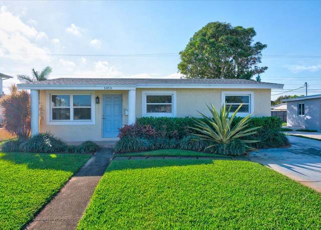 Property at 1456 7th St, West Palm Beach, FL 33401, 3 beds, 1 bath