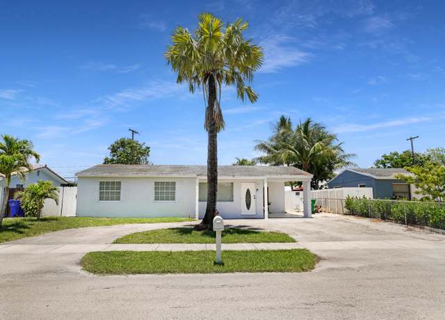 Property at 1395 SW 46 Th Ave, Fort Lauderdale, FL 33317, 3 beds, 2 baths