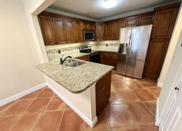 Property at 4127 Palm Bay Cir Unit B, West Palm Beach, FL 33406, 2 beds, 2 baths