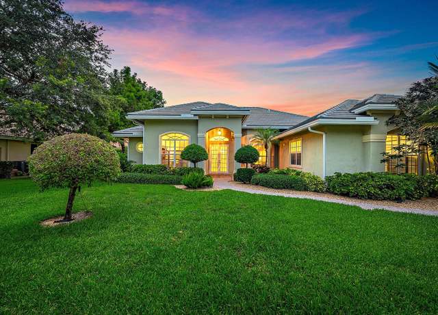 Property at 18974 SE Jupiter River Dr, Jupiter, FL 33458, 5 beds, 3 baths