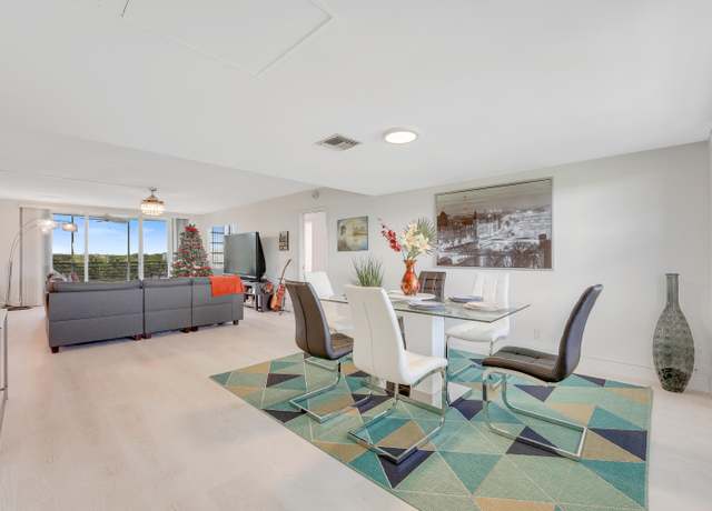 Property at 3800 Oaks Clubhouse Dr #503, Pompano Beach, FL 33069, 3 beds, 2 baths