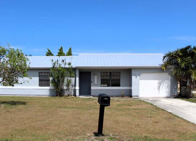 Property at 1561 SE Arenson Ln, Port Saint Lucie, FL 34952, 3 beds, 2 baths