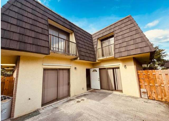 Property at 4626 Cherry Rd, West Palm Beach, FL 33417, 3 beds, 2.5 baths