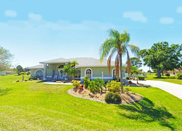 Property at 424 Holly Dr #01, Sebring, FL 33876, 3 beds, 2 baths