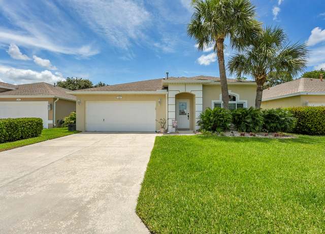 Property at 2468 SE Springtree Pl, Stuart, FL 34997, 3 beds, 2 baths
