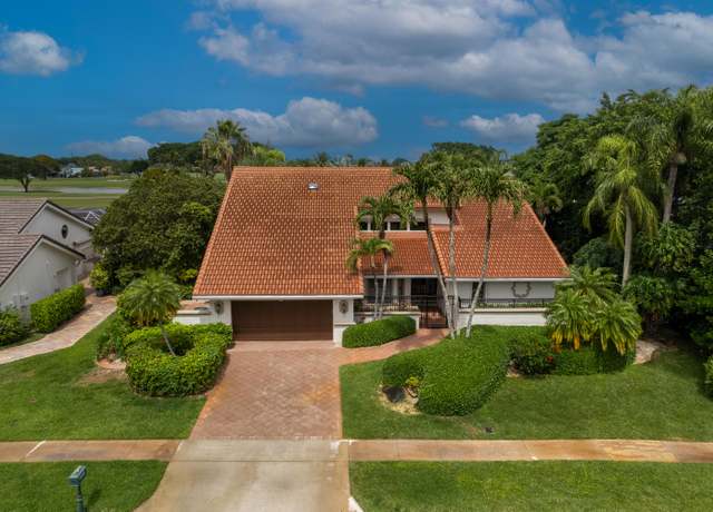 Property at 10503 Boca Woods Ln, Boca Raton, FL 33428, 3 beds, 2.5 baths