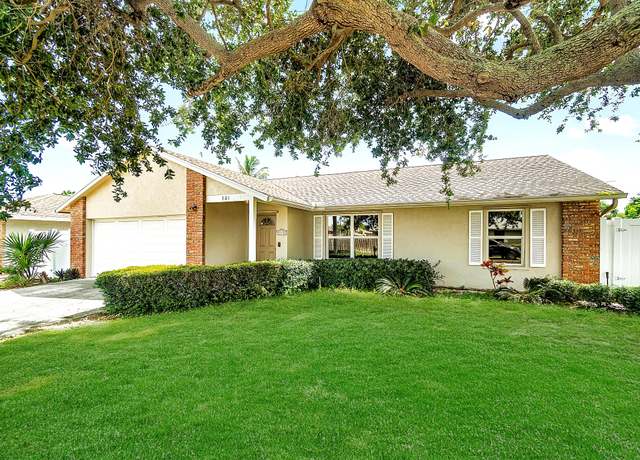 Property at 981 Wynndale Way, Lantana, FL 33462, 3 beds, 2 baths