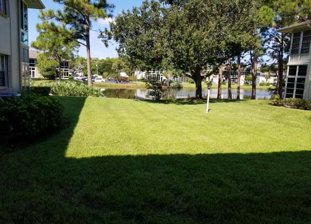 Property at 31 Lake Vista Trl #105, Port Saint Lucie, FL 34952, 1 bed, 1.5 baths
