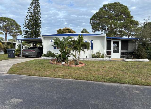Property at 6250 Guava Ln, Lantana, FL 33462, 2 beds, 2 baths